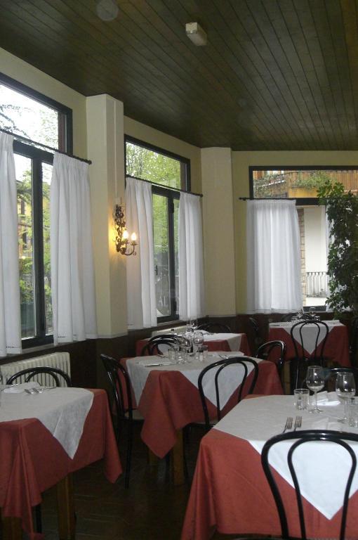 Hotel Alpino Барґа Екстер'єр фото